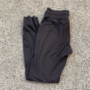 Women’s Lululemon Joggers size 6